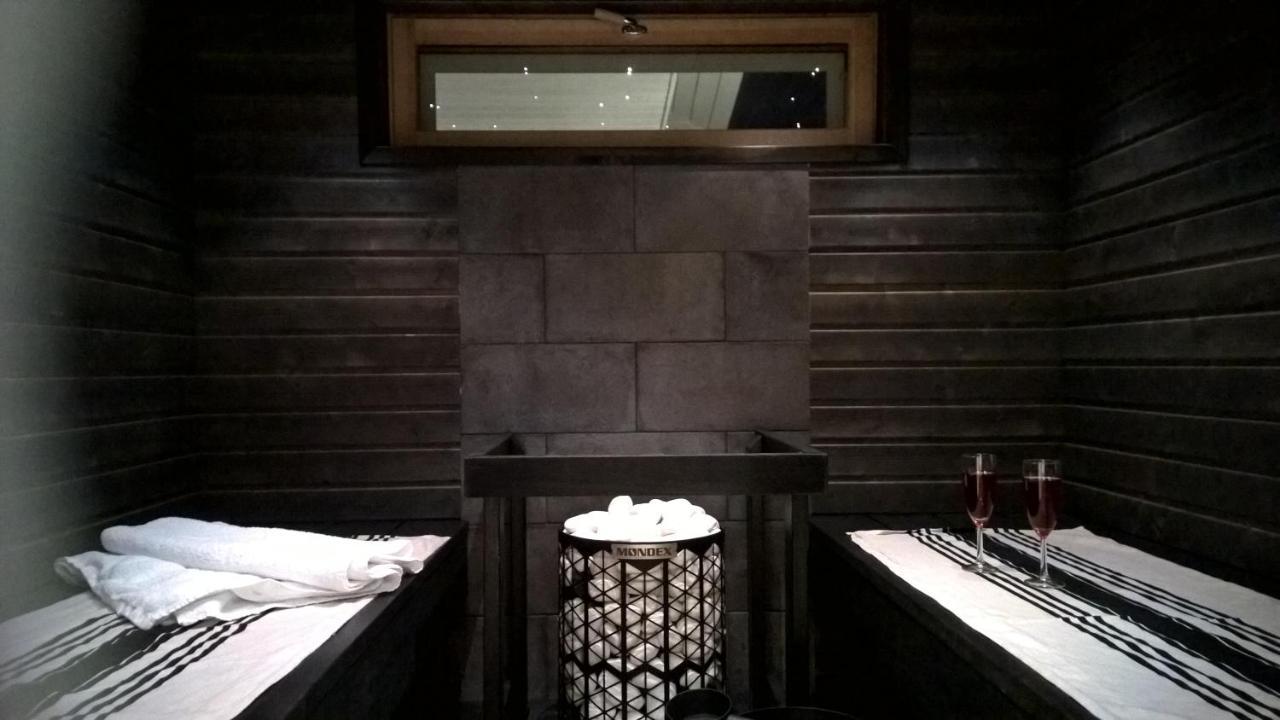 Villa Jokivarsi Bed & Breakfast Vantaa Ngoại thất bức ảnh